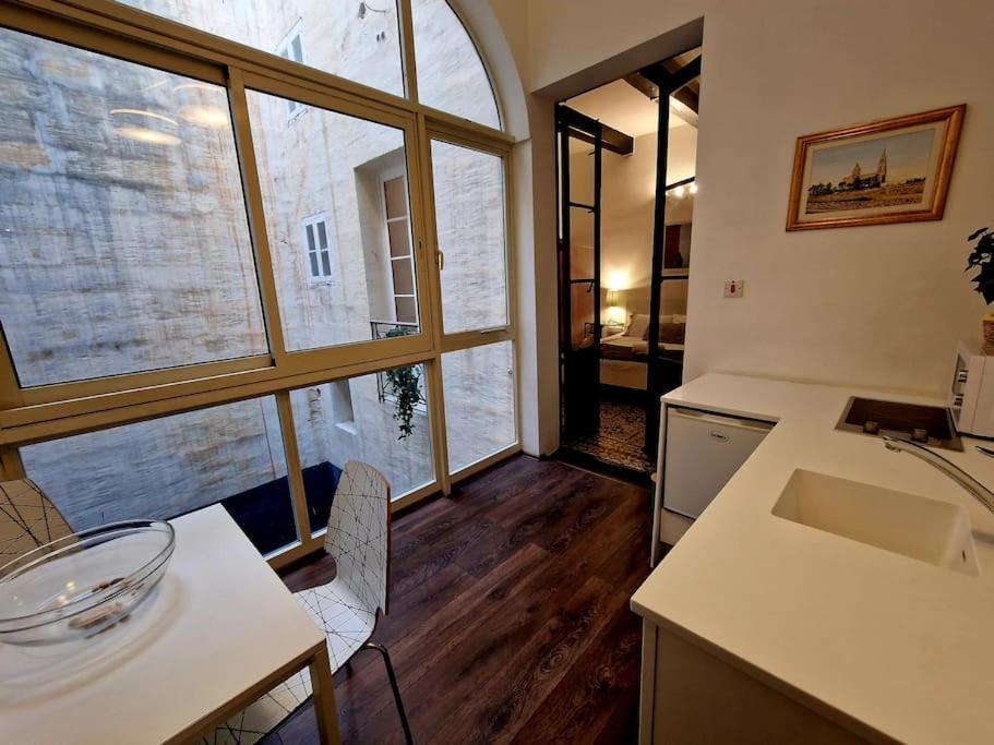 Grand House Of Character Valletta Il-Furjana Exteriör bild